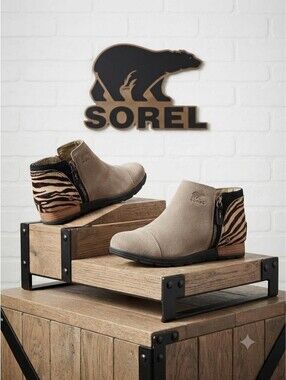 Sorel Emelie Chelsea Ankle Boots, Animal Print Calf Hair, Size 12. 1.25" Heel